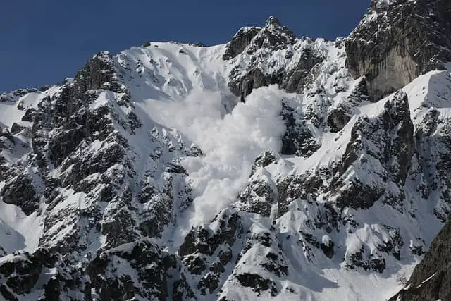 Avalancha de nieve